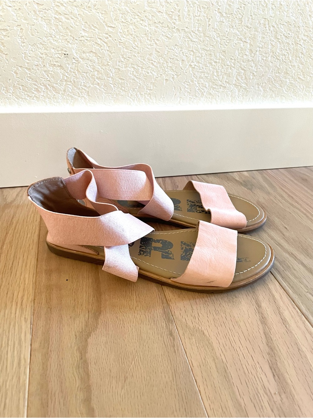 Sorel Ella Pink Tonic Melon Leather Strapy Sandals Sz 7.5 Minimalist NL3535-875 - Picture 5 of 9